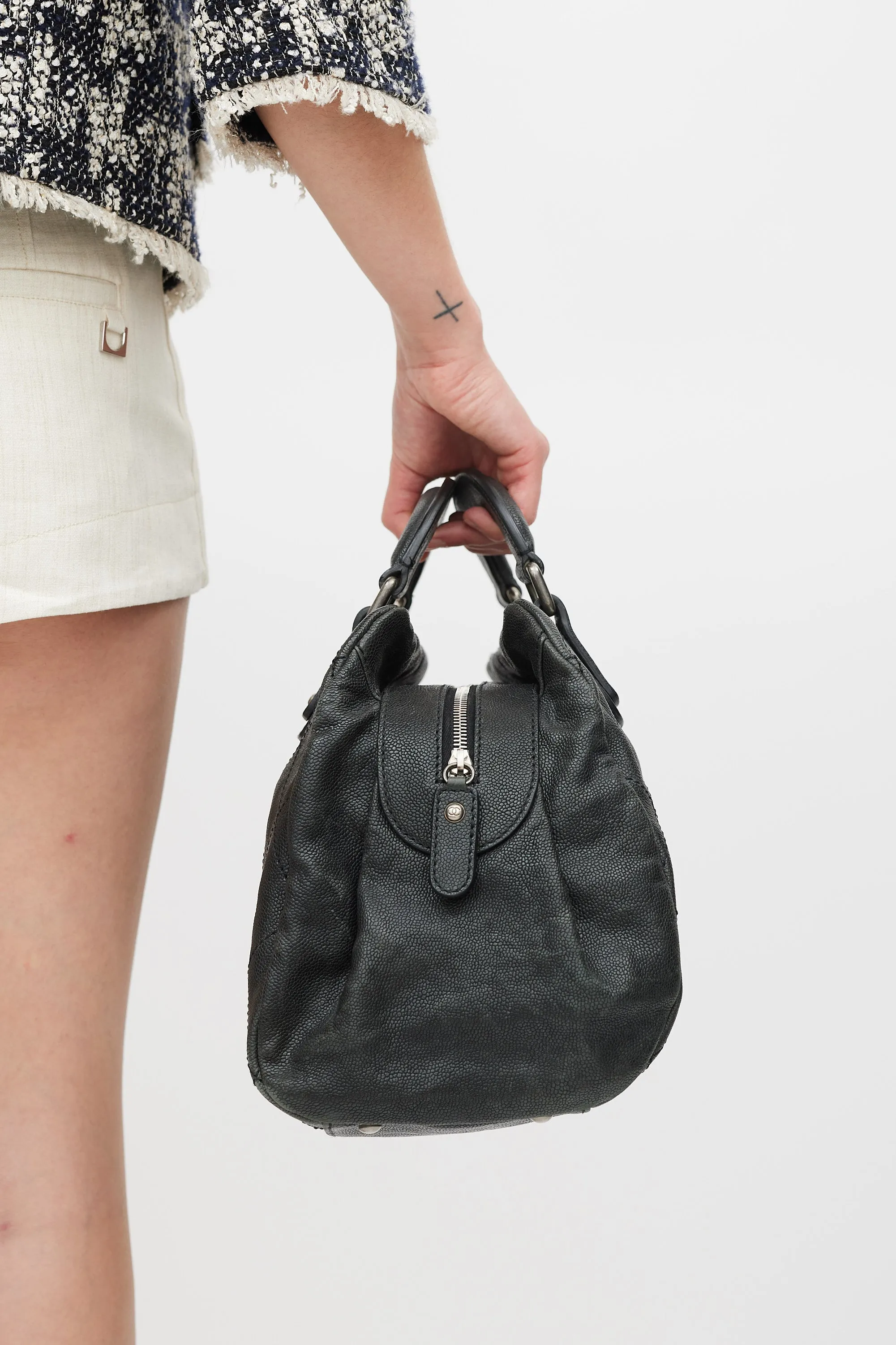 Black Aged Caviar Leather Outdoor Ligne Doctor Bag