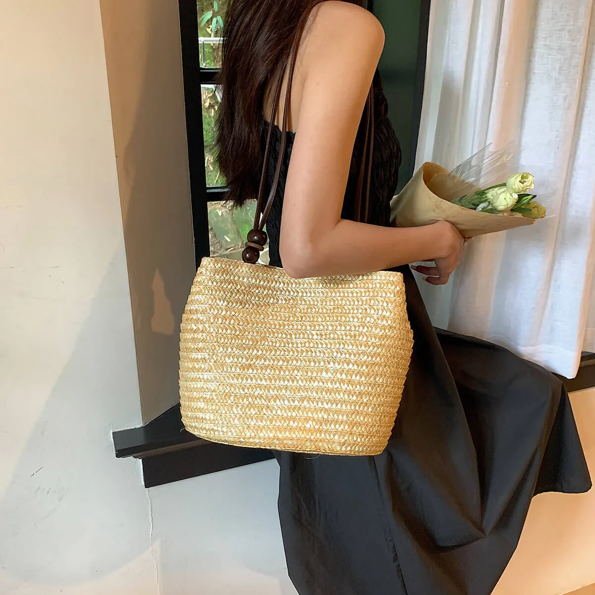 Soft Straw Tote Bag With Leather Handles -Showtown